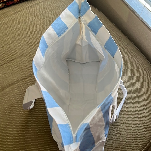 Striped summer large tote bag. - Picture 7 of 9